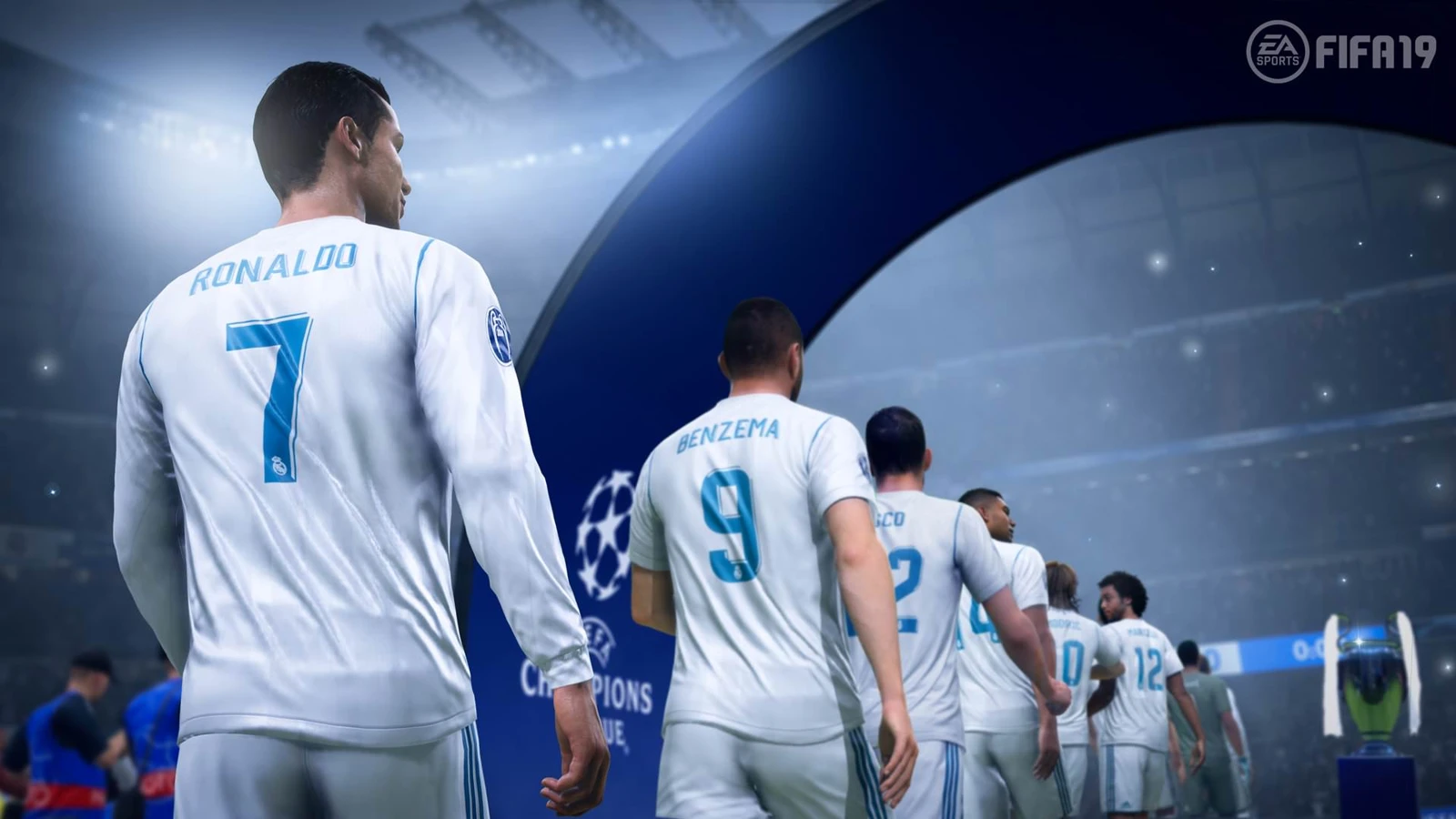 FIFA 19 — erta taqdimotdagi UEFA lavhasi, Ronaldo hali Madrid libosida