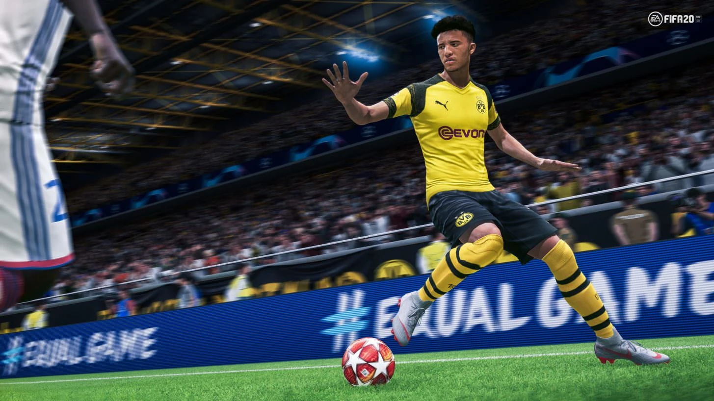 FIFA 20 — Sancho va to‘p bilan harakat
