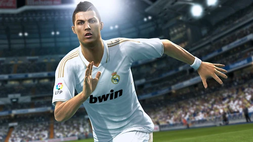 PES 2013 — PS3 davri, 2-kadr