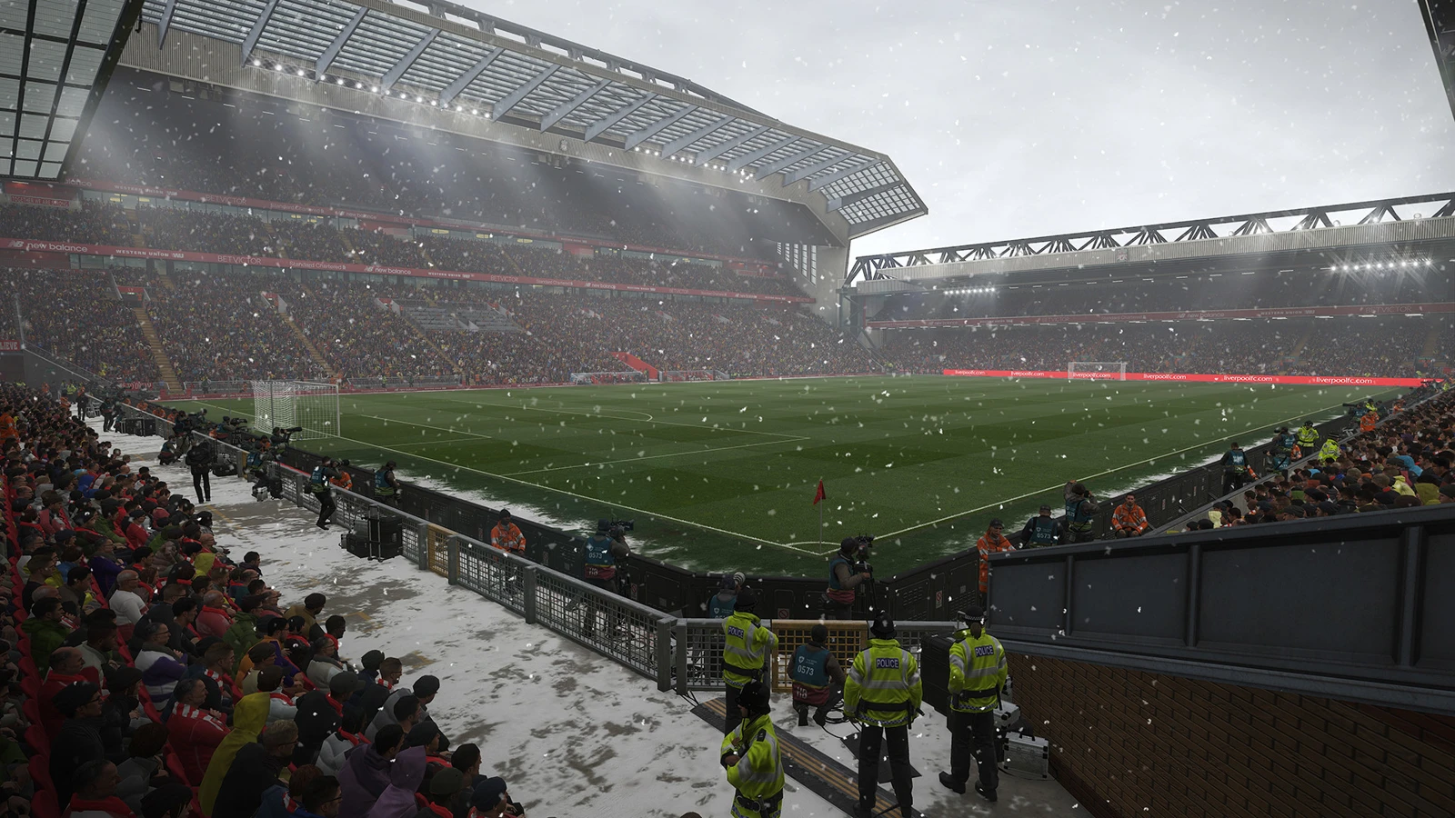 PES 2019 (PC) — yomg‘irli stadion muhiti