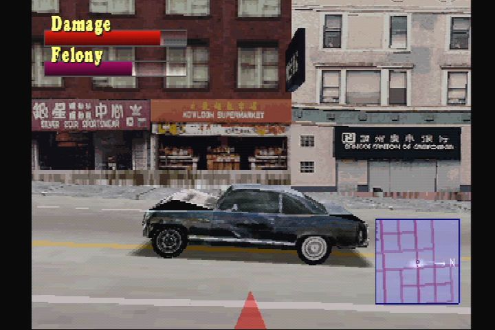 Driver (1999, PS1) — to‘qnashuvdan keyin shikastlangan avtomobil.