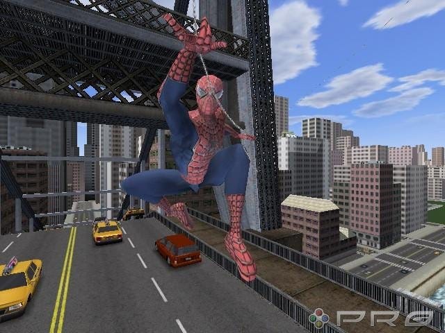 Spider-Man 2 (2004) — shahar bo‘ylab to‘rda uchish